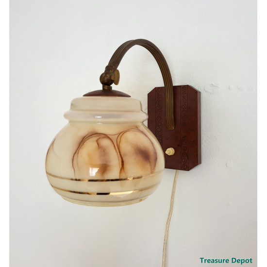 Vintage wall lamp