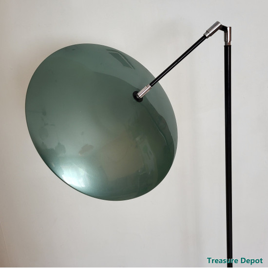 Queens Gallery floor lamp green