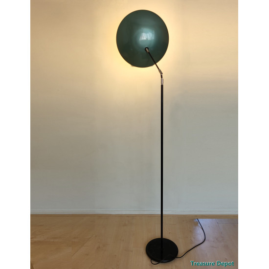 Queens Gallery floor lamp green